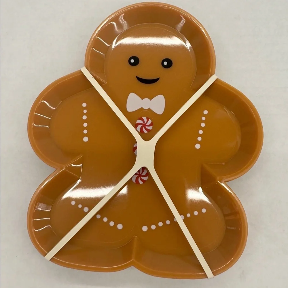 Target Gingerbread Appetizer plates 4 pcs
